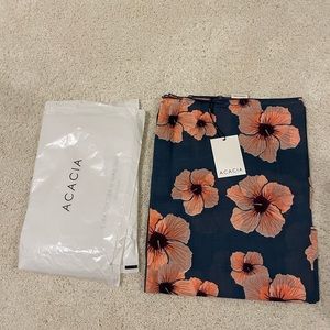 Acacia Hibiscus Kuau Sarong